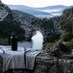 Ardèche : activités à découvrir, vue sur les gorges et le Pont d’Arc depuis un belvédère